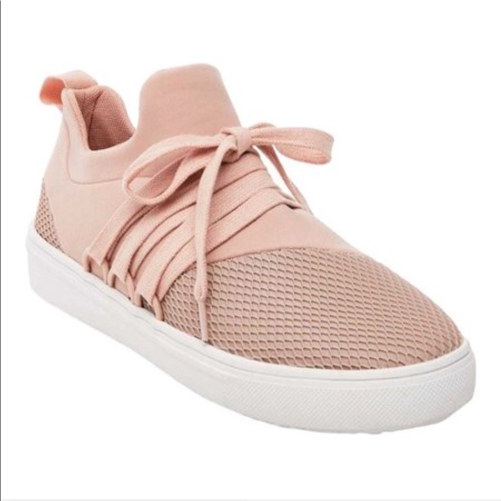 Steve Madden Sneakers